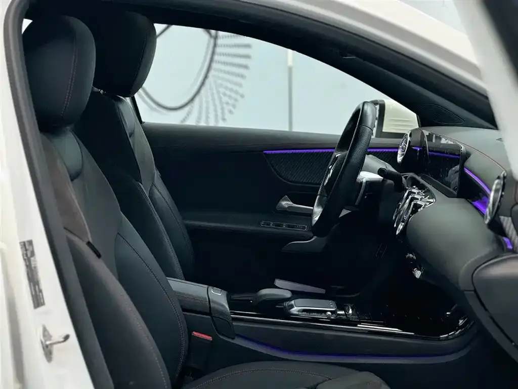 Mercedes-Benz A-Class 2023 из CN, фото 8