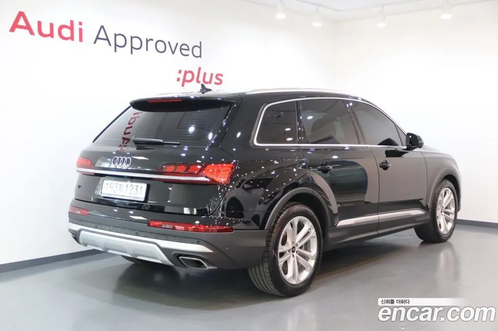 Audi Q7 2025 из KR, фото 10