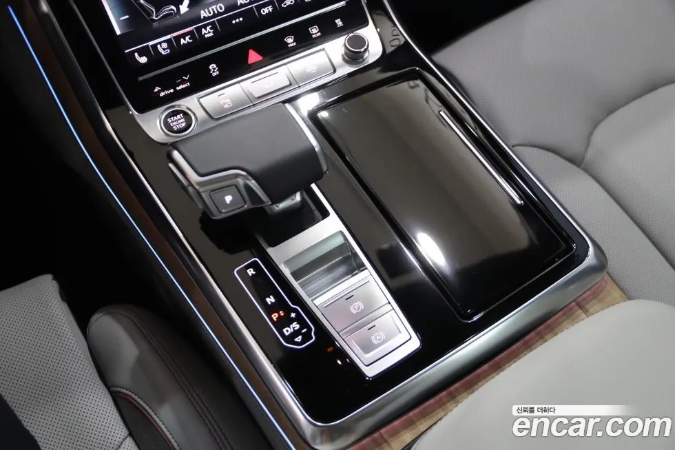 Audi Q7 2025 из KR, фото 6