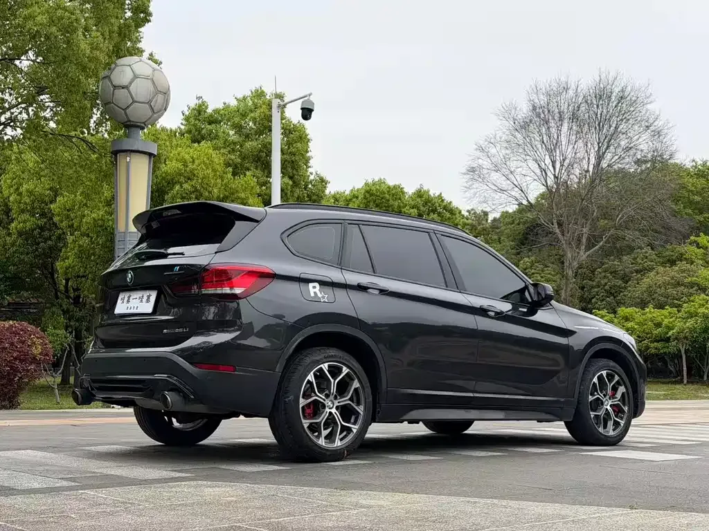 BMW X1 2021 из CN, фото 9