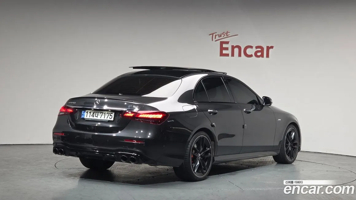 Mercedes-Benz E-Class 2023 из KR, фото 3