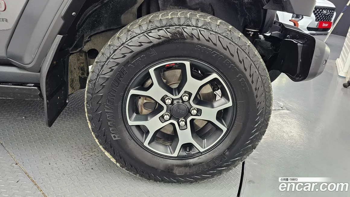 Jeep Wrangler 2023 из KR, фото 6
