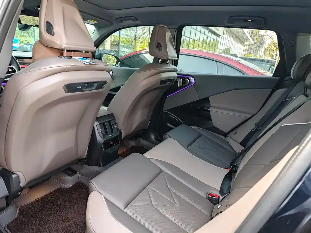 BMW X3 2025 из CN, фото 6