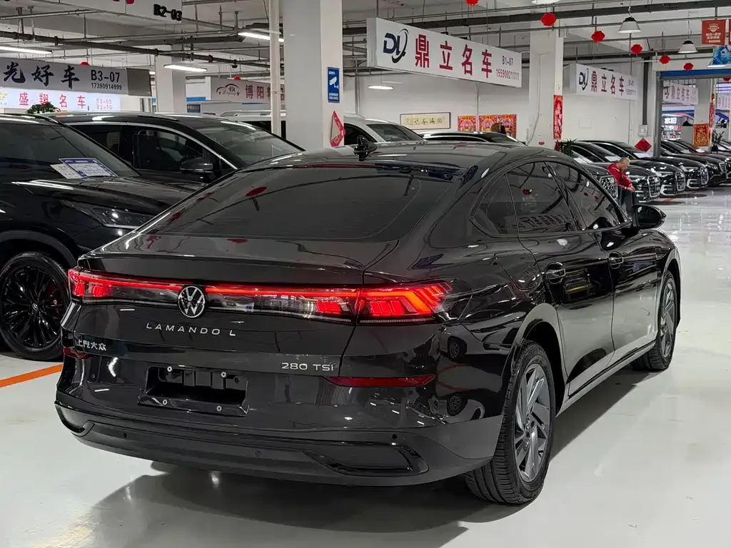 Volkswagen Lamando 2023 из CN, фото 10