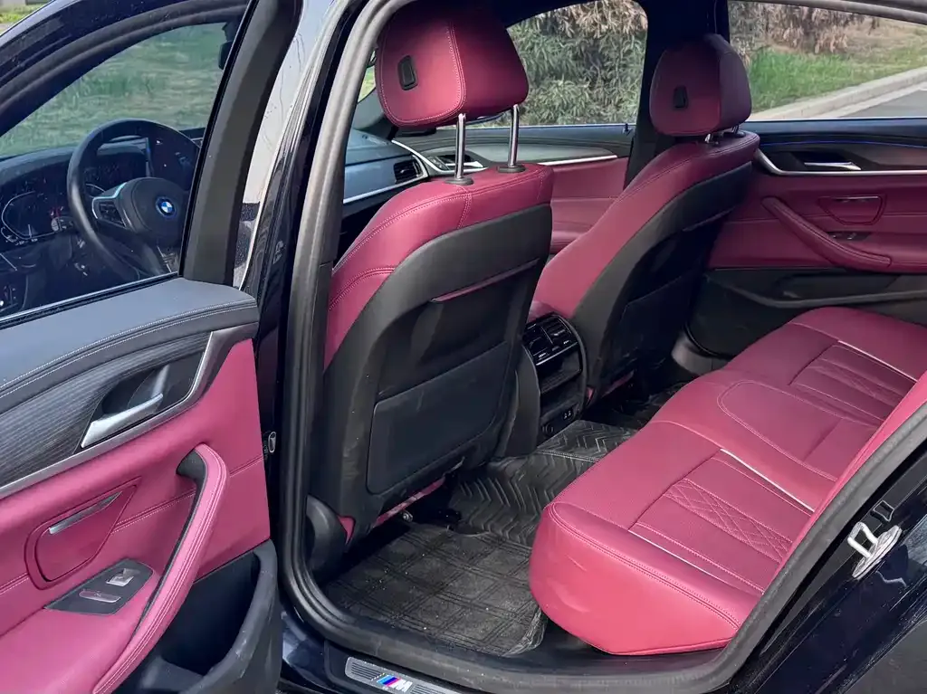 BMW 5 Series New Energy — фото 4