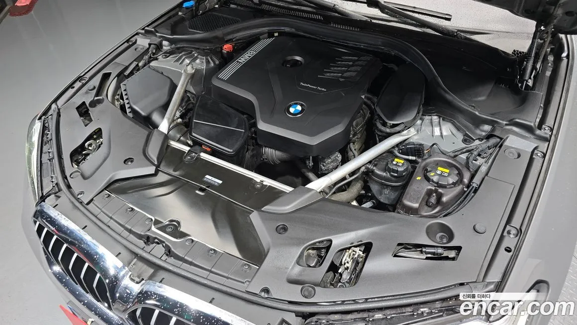 BMW 5-Series 2021 из KR, фото 8