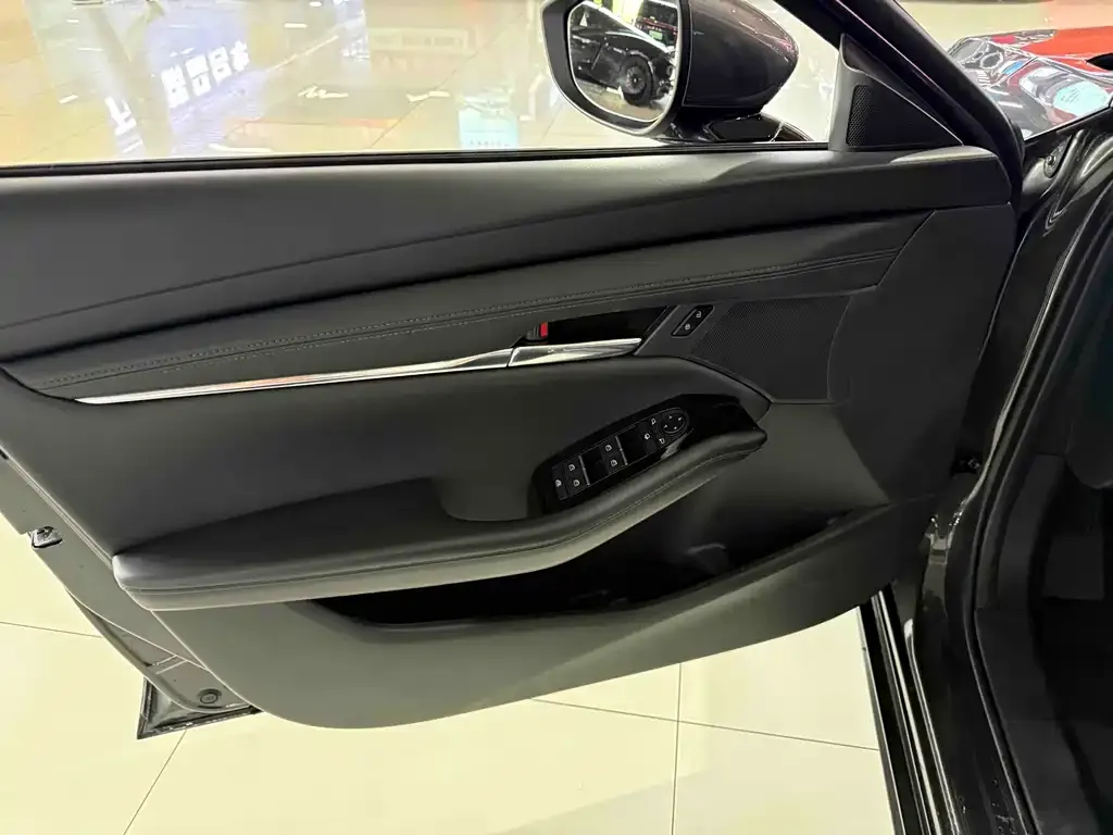 Mazda 3 Axela 2024 из CN, фото 10