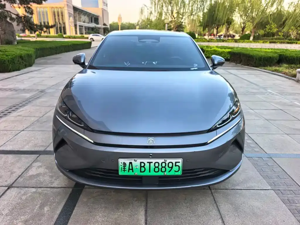 BYD Qin L