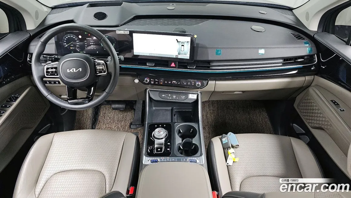 Kia Carnival — фото 10