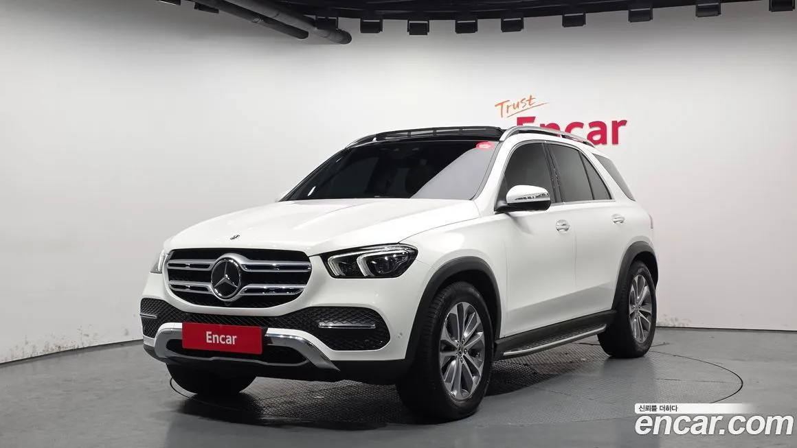 Mercedes-Benz GLE-Class — фото 1