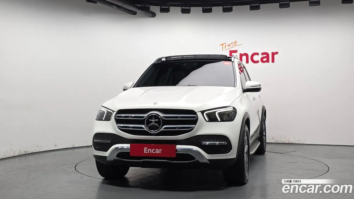 Mercedes-Benz GLE-Class — фото 5