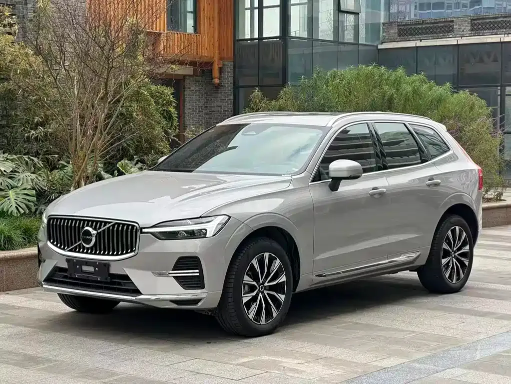 Volvo XC60 2025 из CN, фото 1