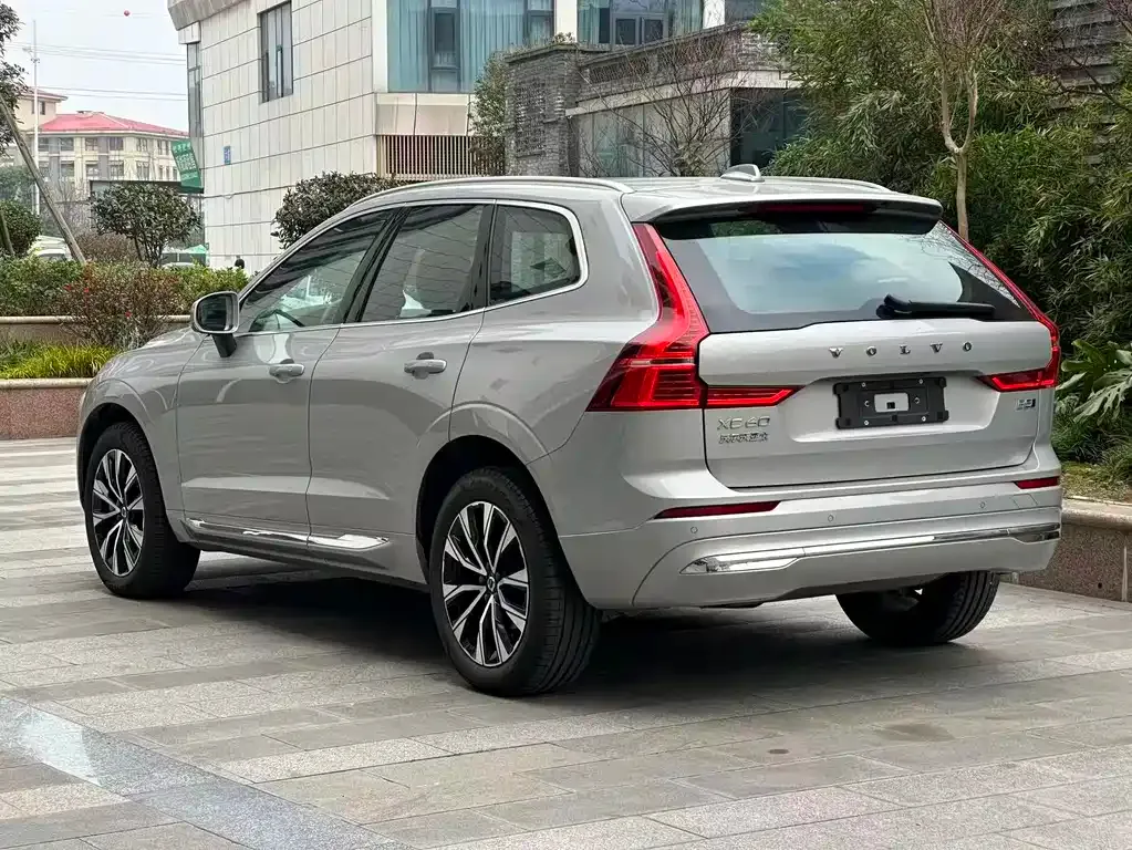 Volvo XC60 2025 из CN, фото 10