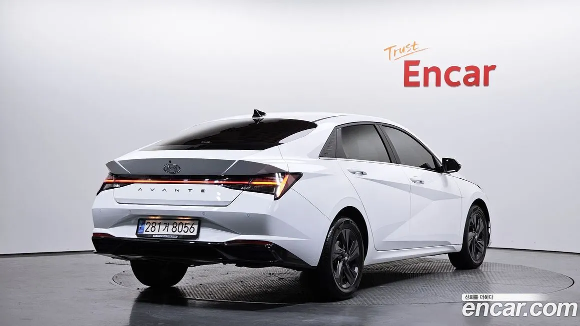 Hyundai AVANTE 2021 из KR, фото 3