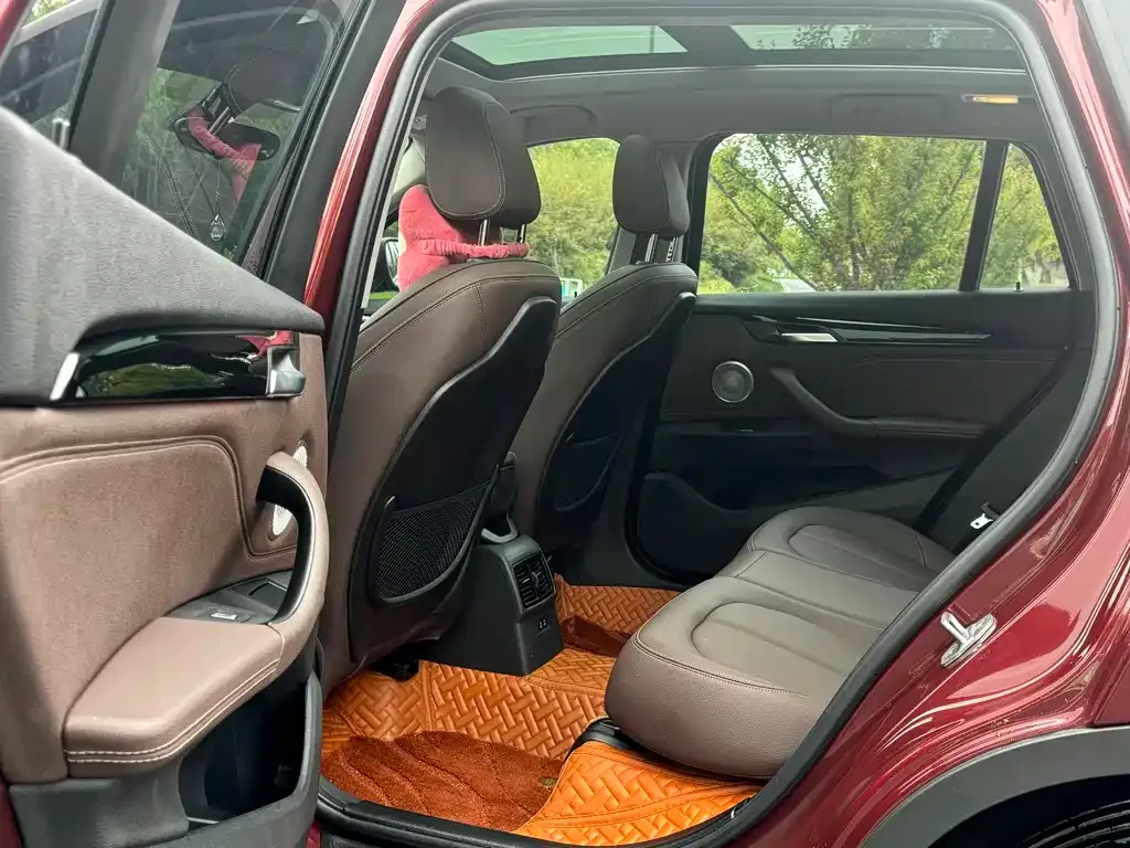 BMW X1 2021 из CN, фото 7