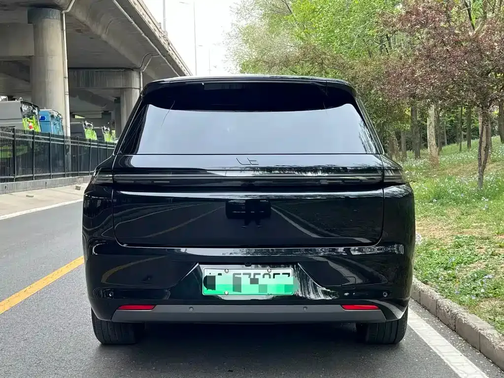 Li Auto L8 2024 из CN, фото 9