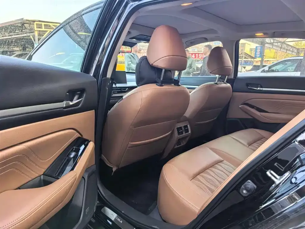 Nissan Teana 2023 из CN, фото 4