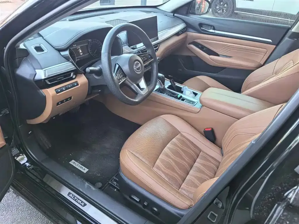 Nissan Teana 2023 из CN, фото 2