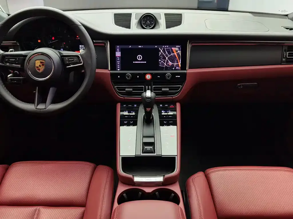 Porsche Macan 2023 из CN, фото 2