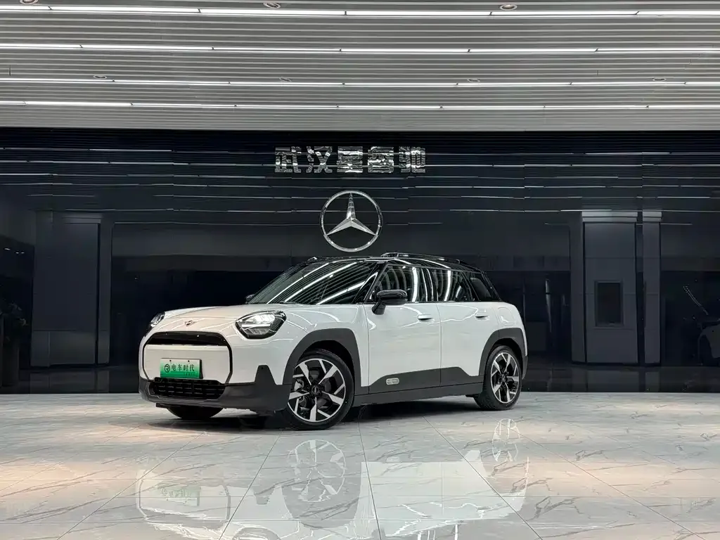 MINI Aceman EV