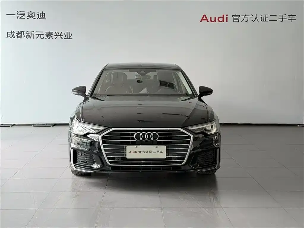 Audi A6L 2022 из CN, фото 2
