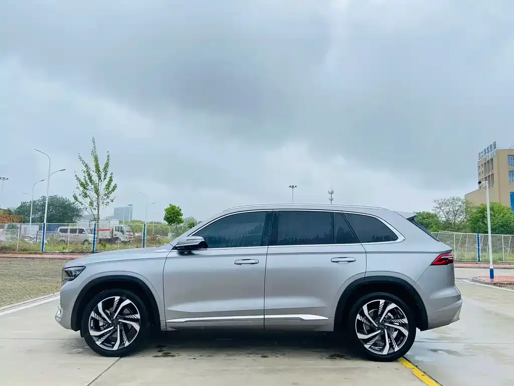 Geely Xingyue L 2024 из CN, фото 5