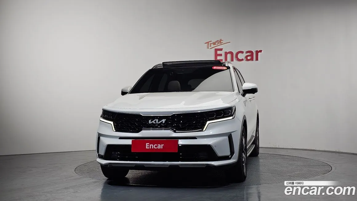 Kia Sorento — фото 6