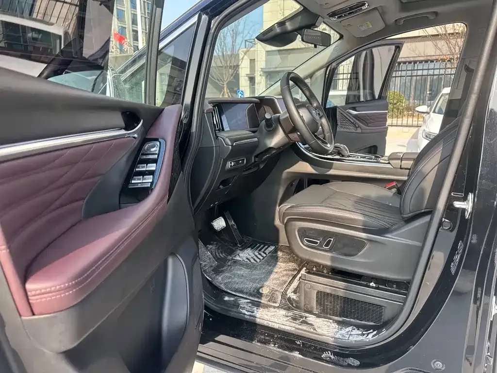 GAC Motor Trumpchi M8 2023 из CN, фото 5
