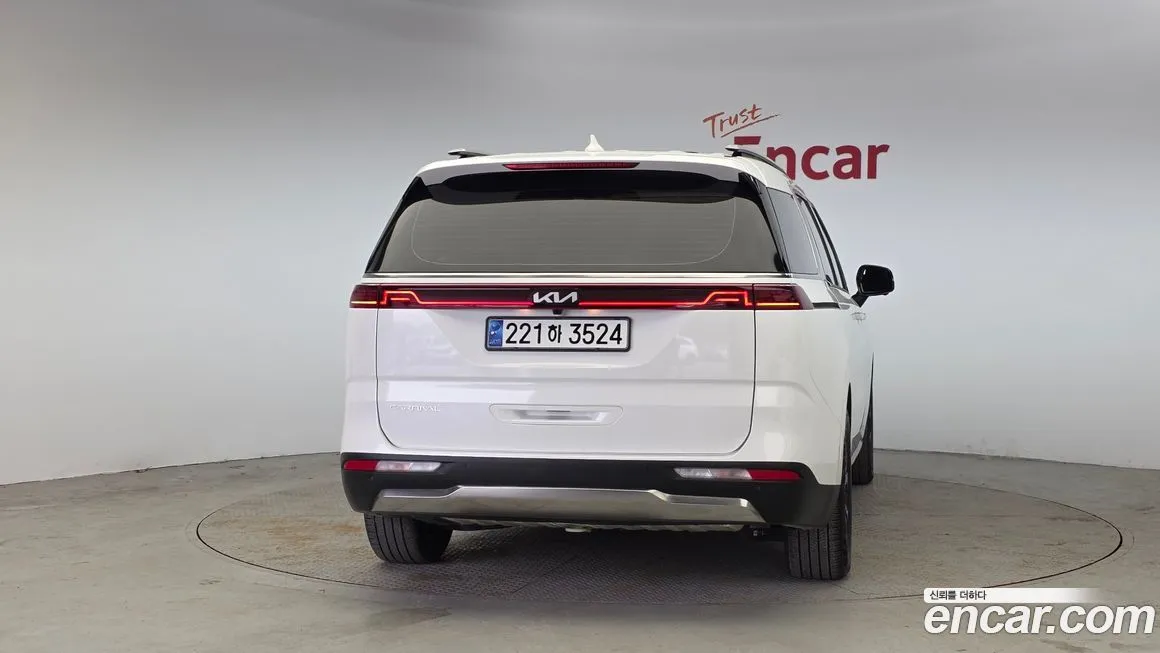 Kia Carnival 2023 из KR, фото 2