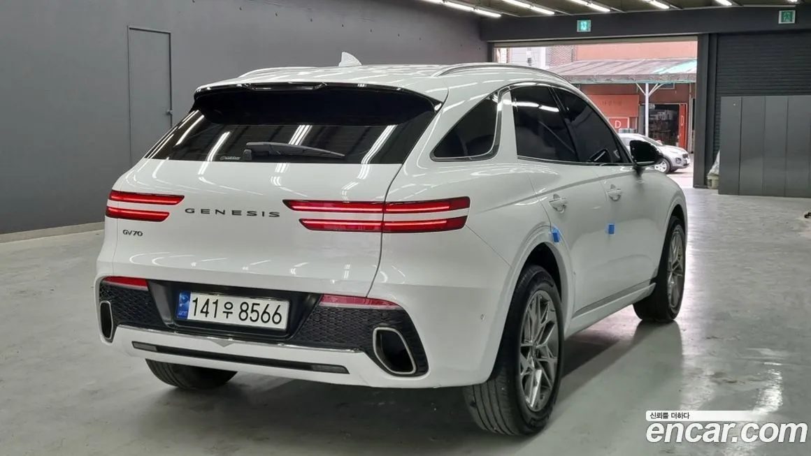 Genesis GV70 2023 из KR, фото 8