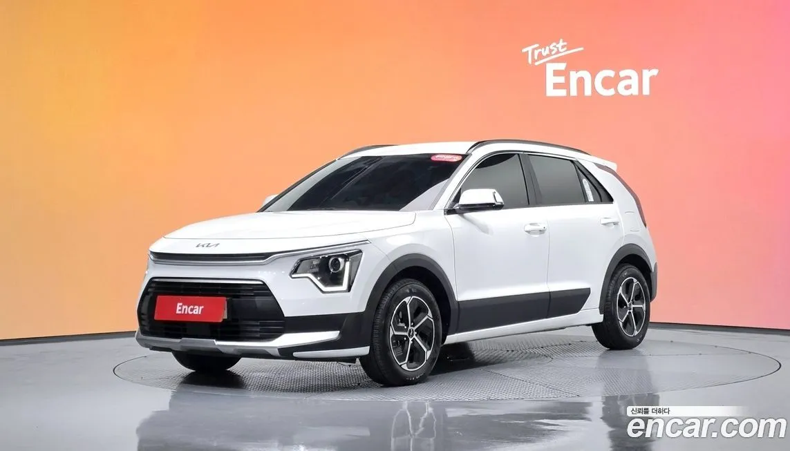 Kia Niro — фото 1