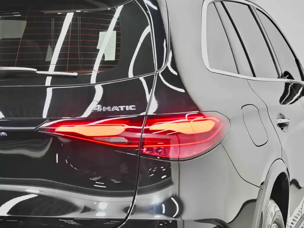Mercedes-Benz GLC 2023 из CN, фото 9