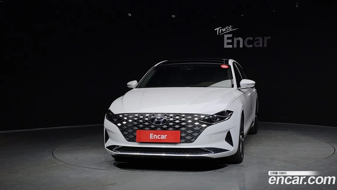 Hyundai Grandeur 2022 из KR, фото 2