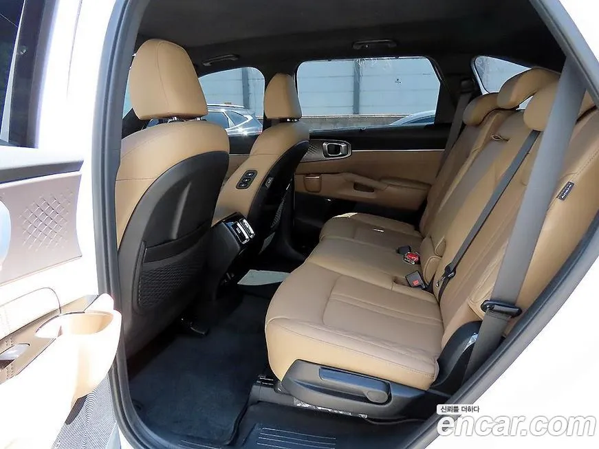Kia Sorento 2024 из KR, фото 5