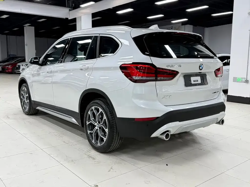 BMW X1 2021 из CN, фото 9