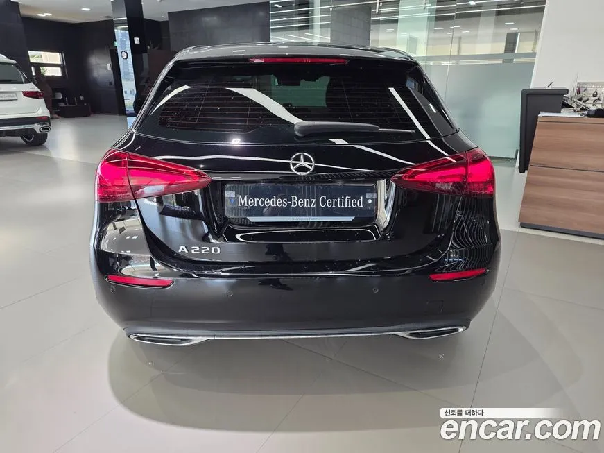 Mercedes-Benz A-Class — фото 10