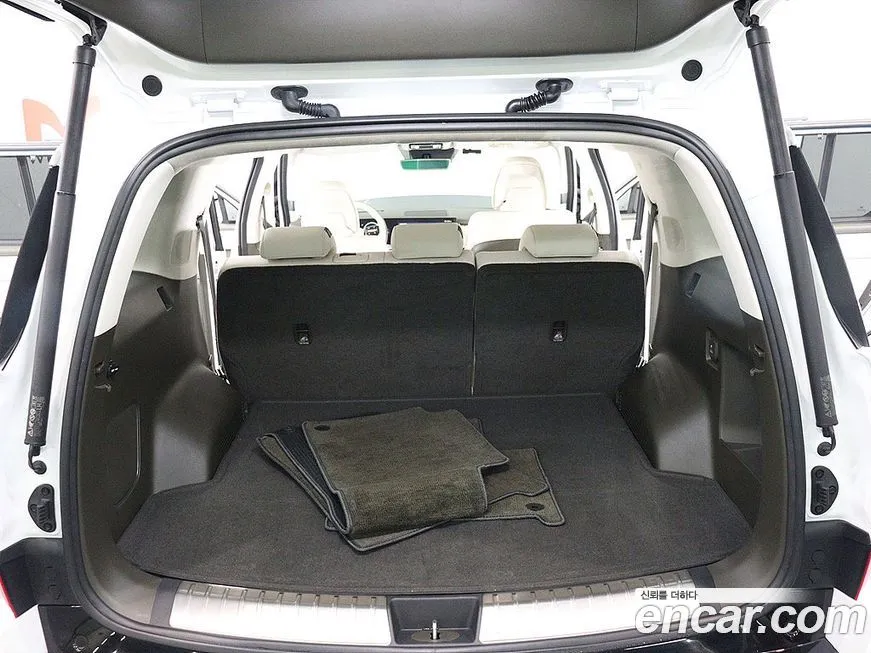Hyundai Santafe — фото 10