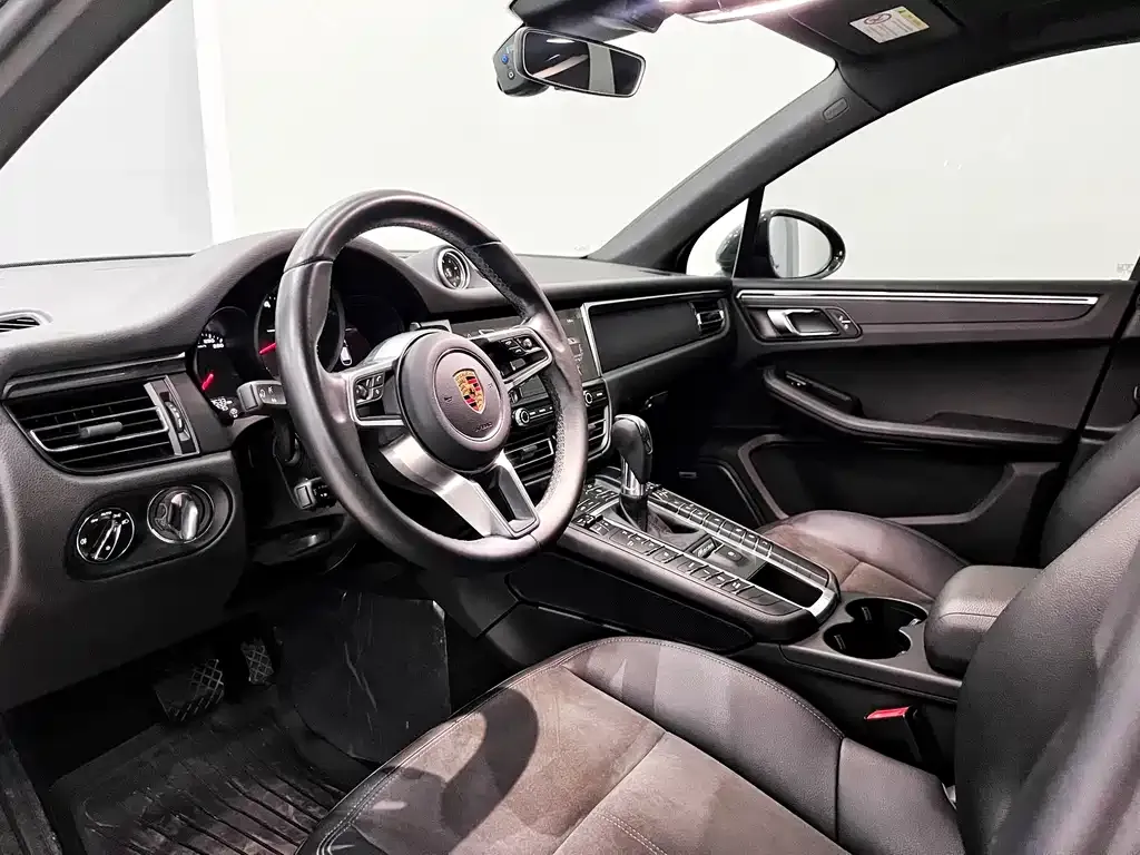 Porsche Macan 2021 из CN, фото 3