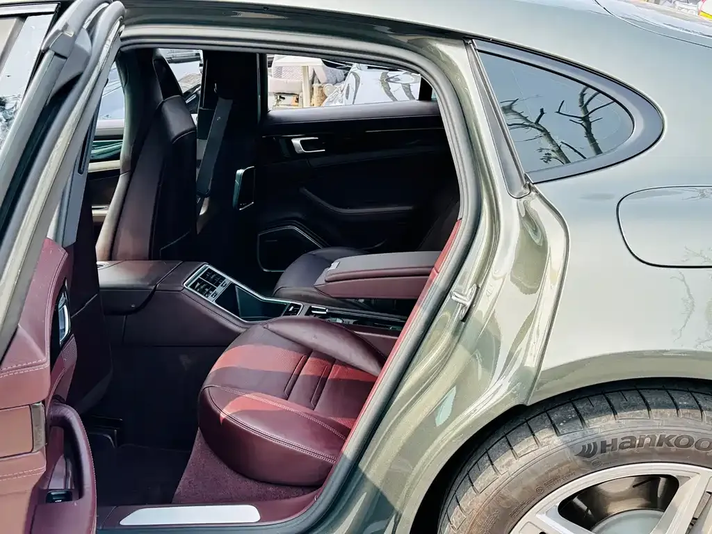 Porsche Panamera Hybrid 2024 из CN, фото 2
