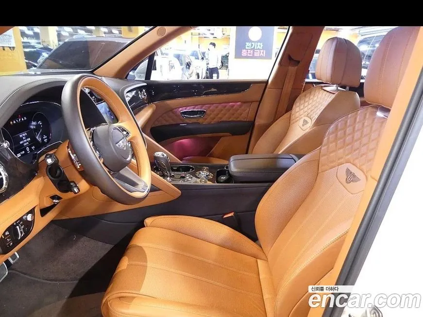 Bentley Bentayga 2021 из KR, фото 9