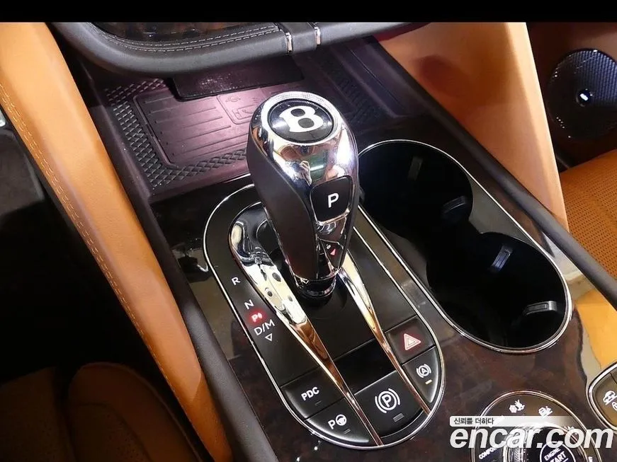 Bentley Bentayga 2021 из KR, фото 6