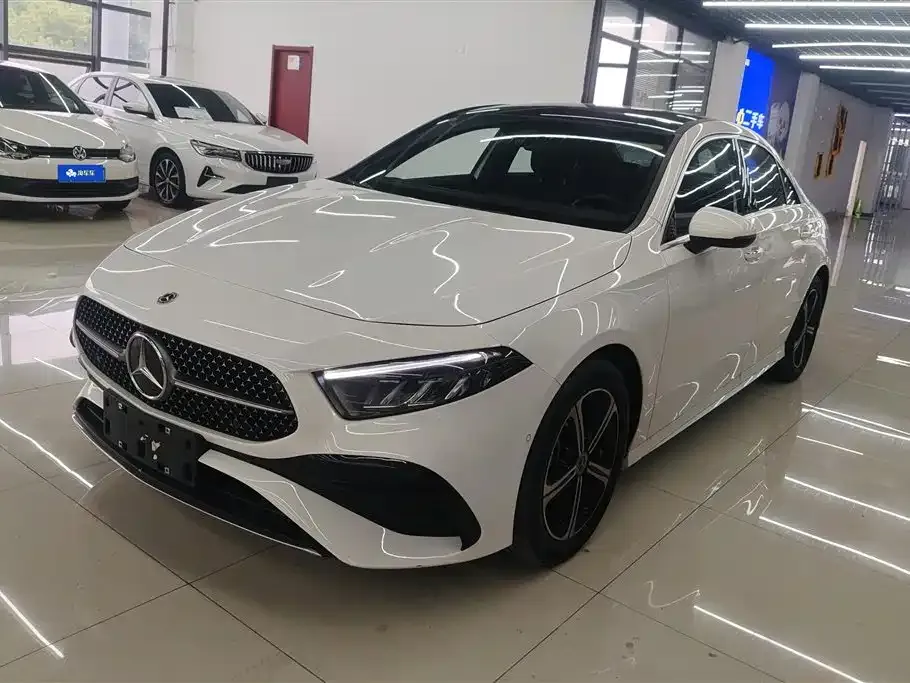 Mercedes-Benz A-Class 2024 из CN, фото 1