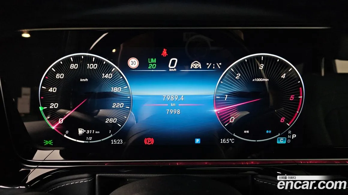 Mercedes-Benz G-Class 2025 из KR, фото 3