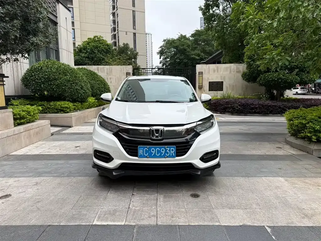 Honda Vezel 2021 из CN, фото 8