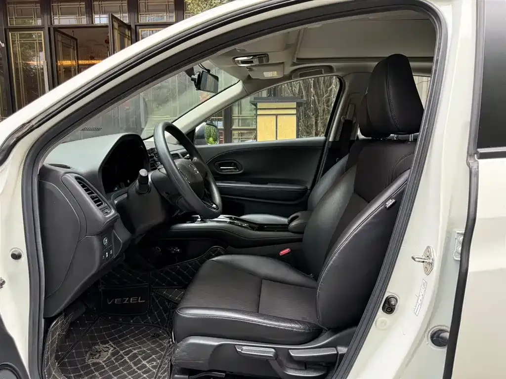 Honda Vezel 2021 из CN, фото 3