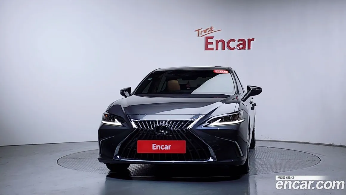 Lexus ES 2023 из KR, фото 2