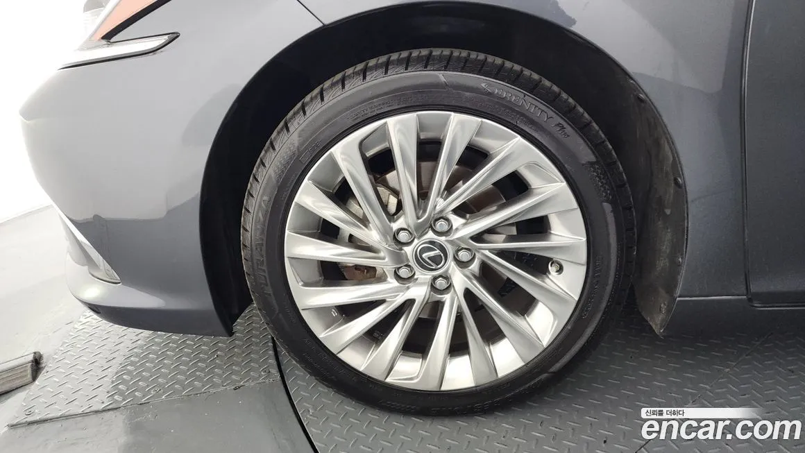 Lexus ES 2023 из KR, фото 4