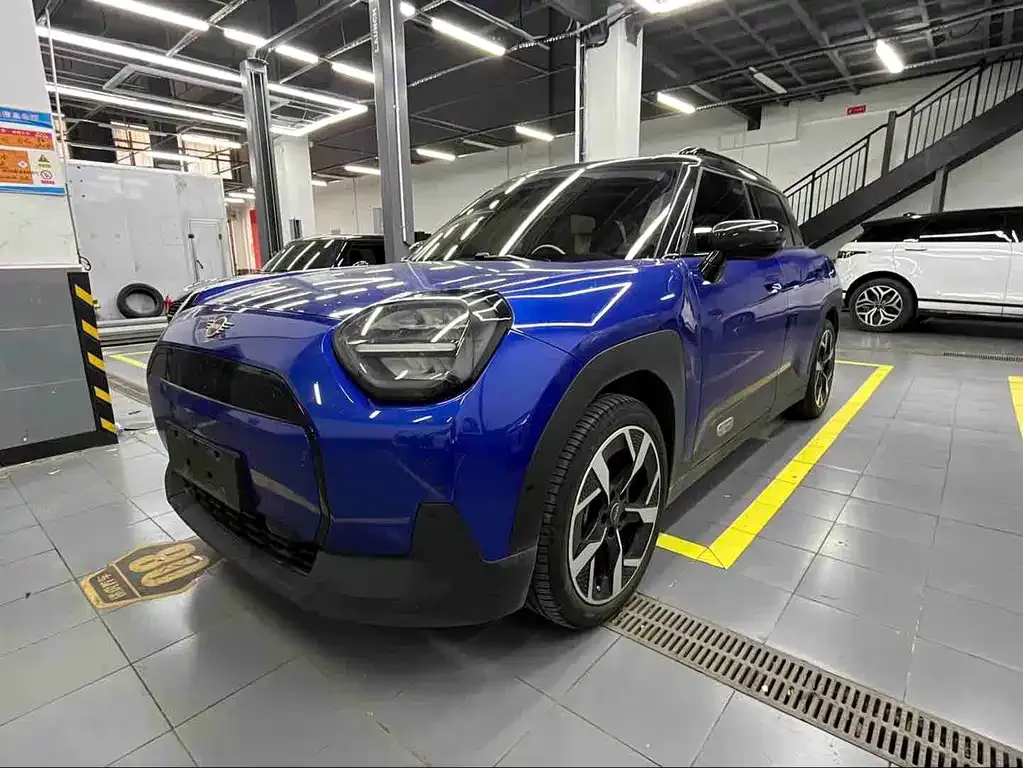 MINI Aceman EV