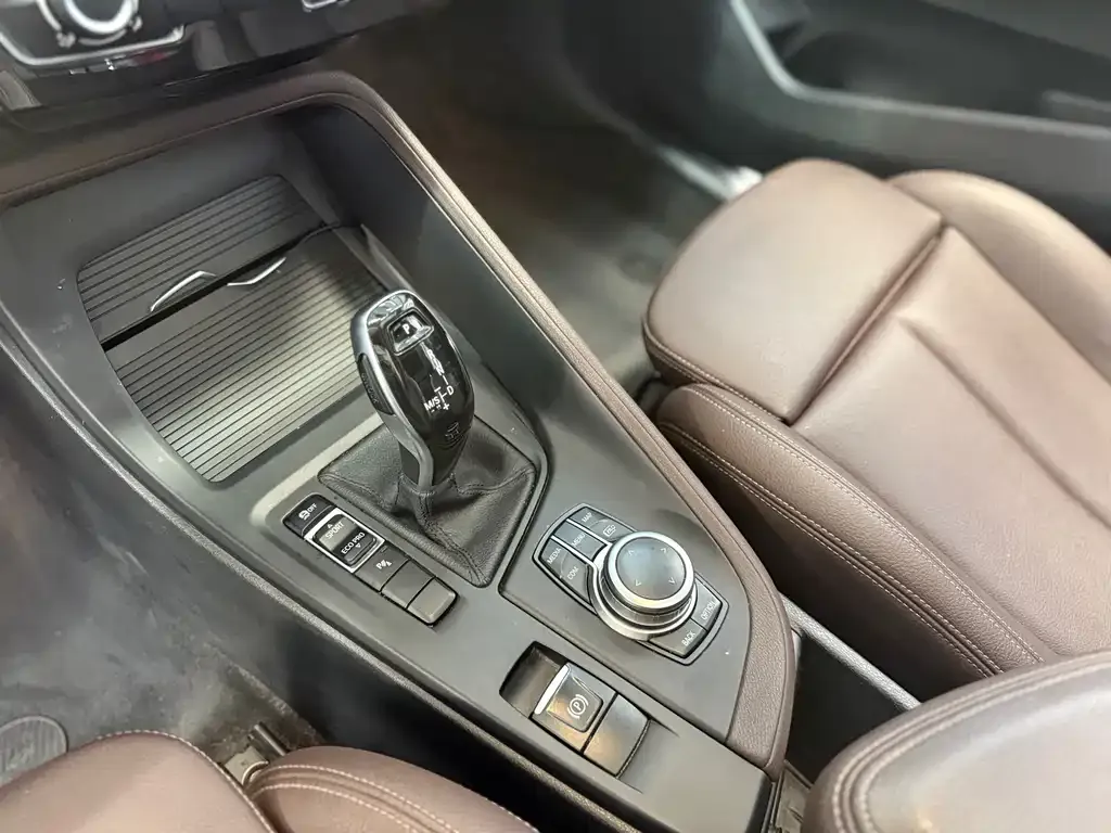 BMW X1 2021 из CN, фото 7