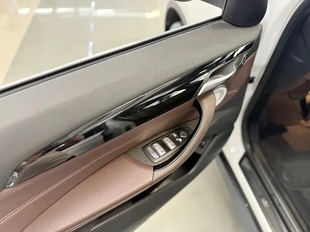 BMW X1 2021 из CN, фото 4